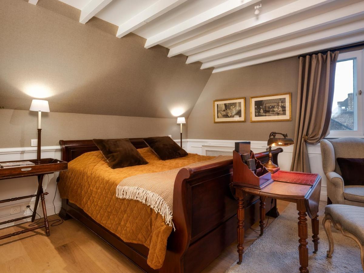 Maison Le Dragon Bed & Breakfast 4*